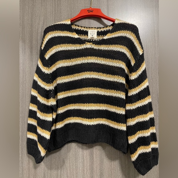 Billabong Sweaters - Billabong Knit Sweater - Retro Cropped Style